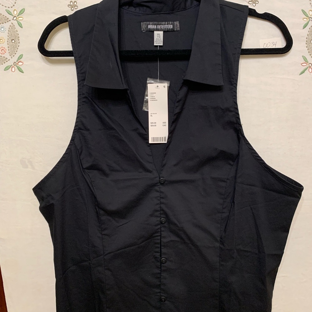 Urban Outfitters Black Collared Top NWT‎